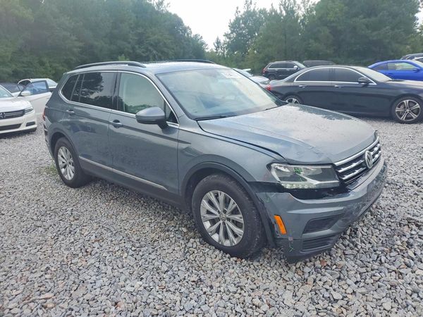 2018 VOLKSWAGEN TIGUAN SE, SEL