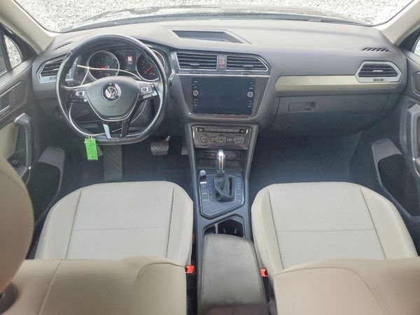 2018 VOLKSWAGEN TIGUAN SE, SEL