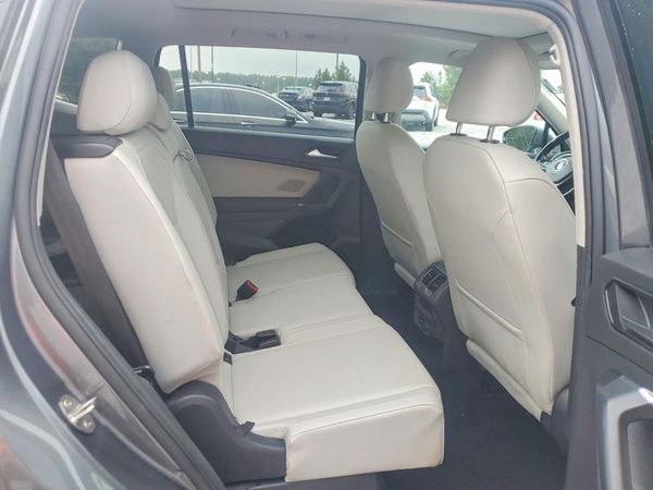 2018 VOLKSWAGEN TIGUAN SE, SEL