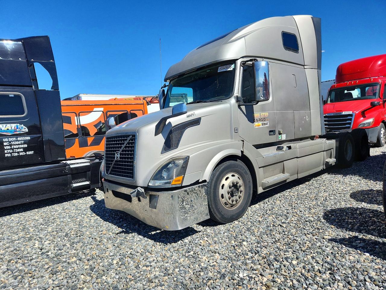 2016 VOLVO VN