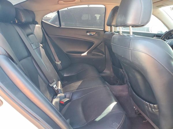 2013 LEXUS IS 250