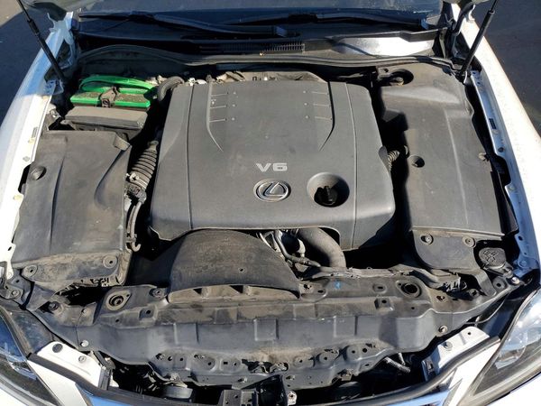 2013 LEXUS IS 250
