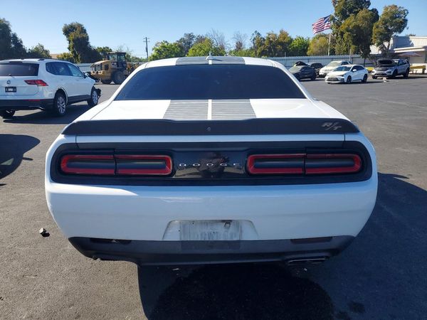 2016 DODGE CHALLENGER