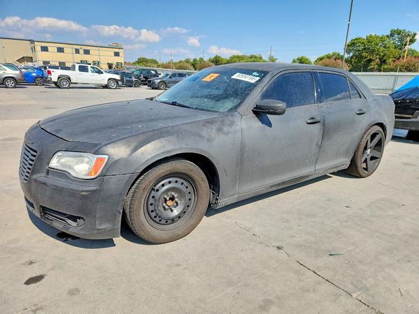 2013 CHRYSLER 300 Base/Limited