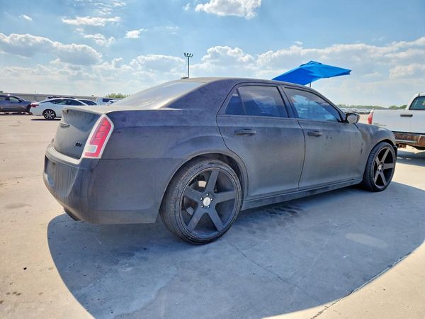 2013 CHRYSLER 300 Base/Limited