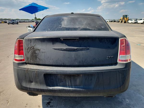 2013 CHRYSLER 300 Base/Limited