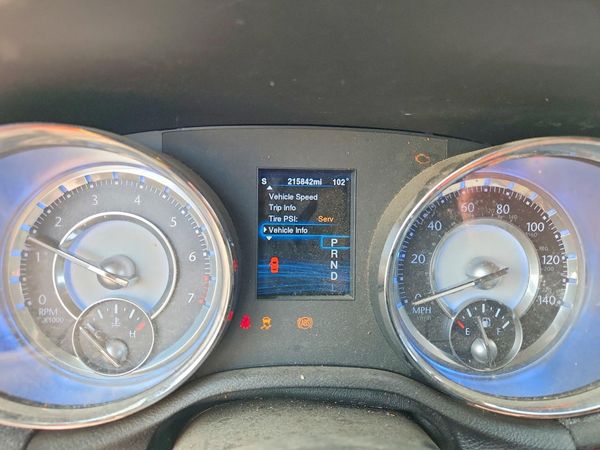 2013 CHRYSLER 300 Base/Limited