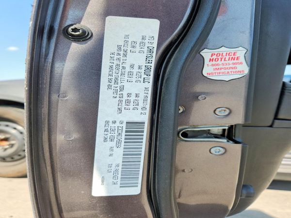 2013 CHRYSLER 300 Base/Limited
