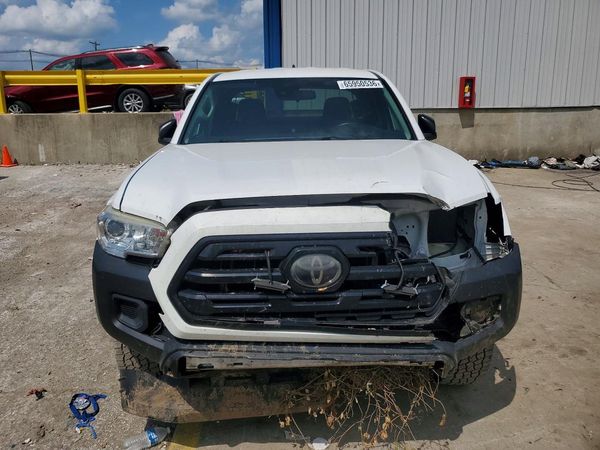 2019 TOYOTA TACOMA SR5