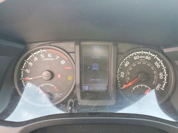 2019 TOYOTA TACOMA SR5