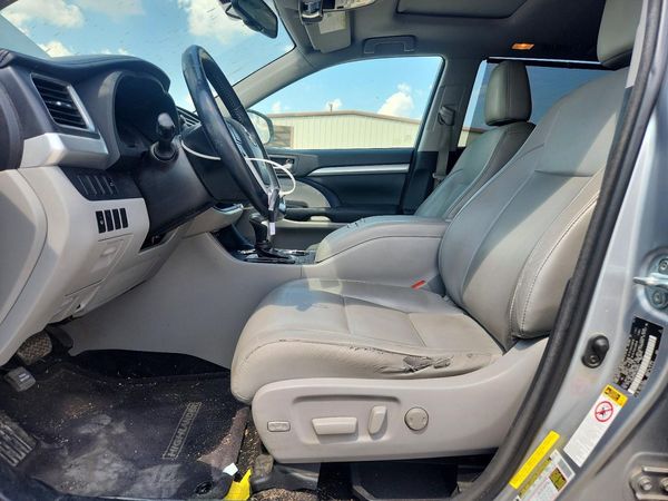 2015 TOYOTA HIGHLANDER