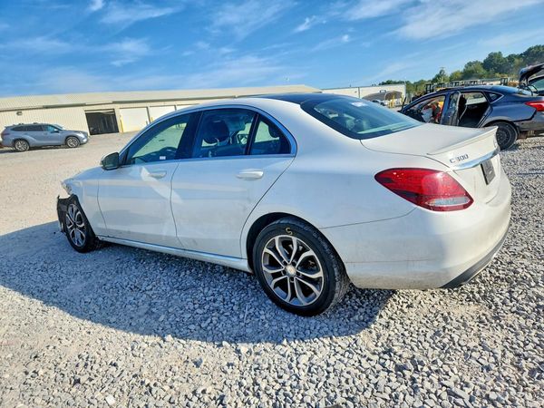 2016 MERCEDES-BENZ C