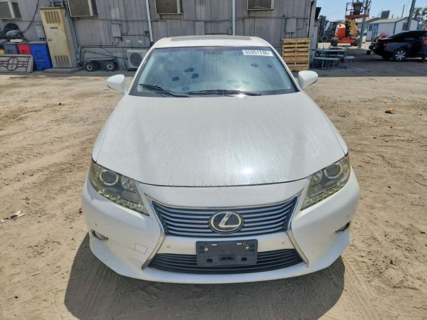 2013 LEXUS ES