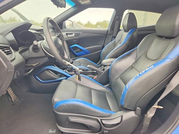 2016 HYUNDAI VELOSTER