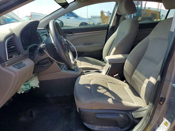 2017 HYUNDAI ELANTRA SE Base