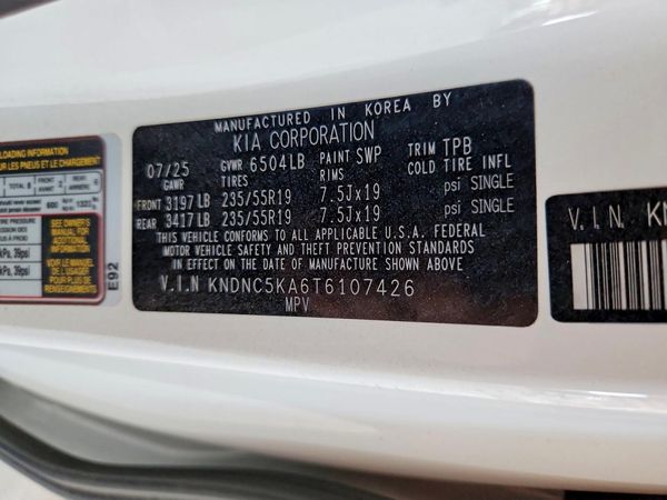 2026 KIA CARNIVAL EX