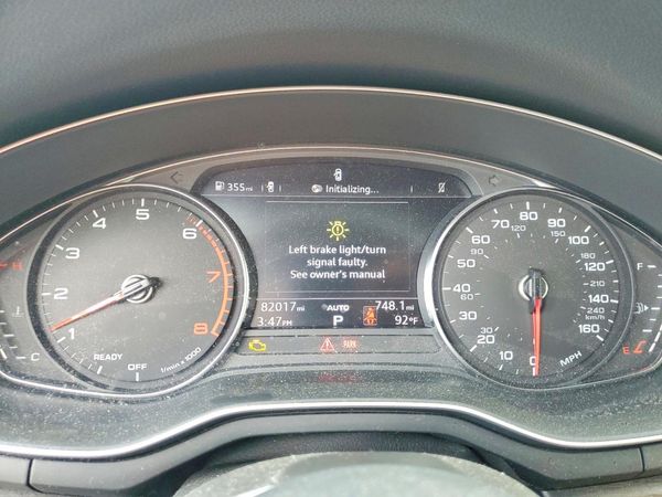2019 AUDI A4 Premium, Titanium
