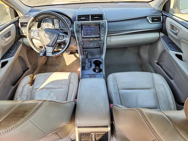 2015 TOYOTA CAMRY