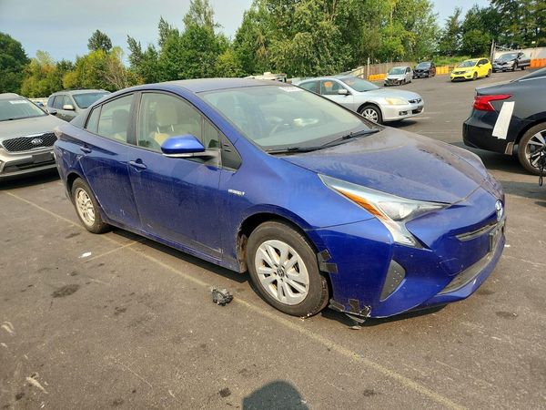2016 TOYOTA PRIUS One/Two