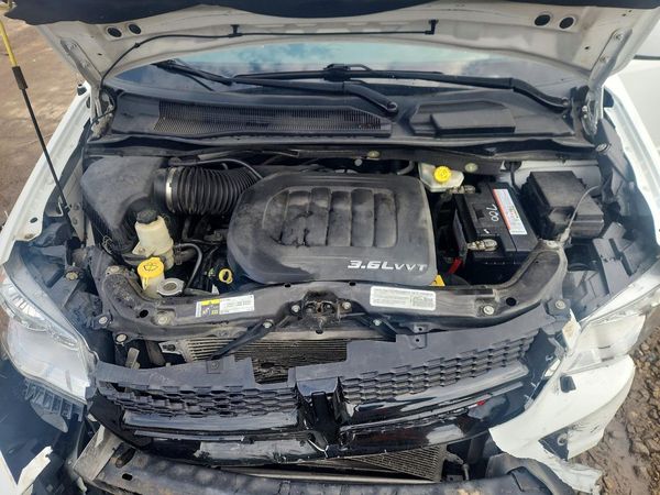 2014 DODGE GRAND CARAVAN SE