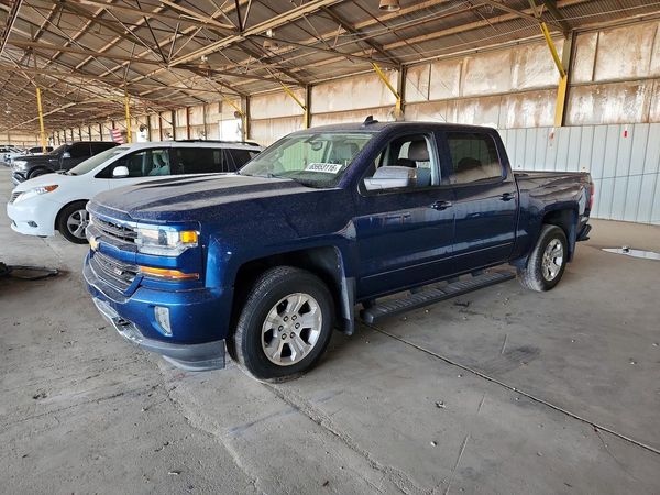 2017 CHEVROLET SILVERADO LT