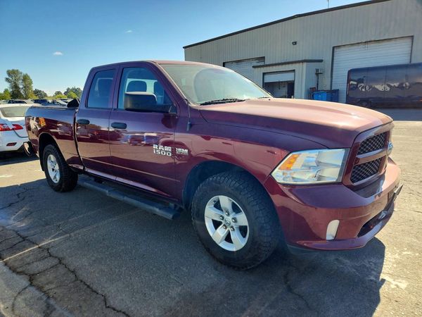 2016 RAM 1500 ST