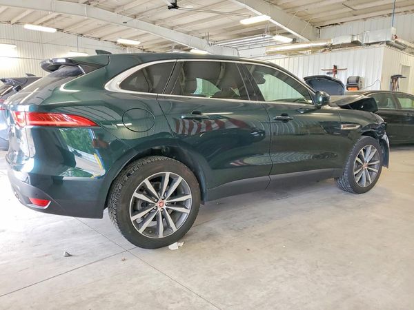2017 JAGUAR F-PACE