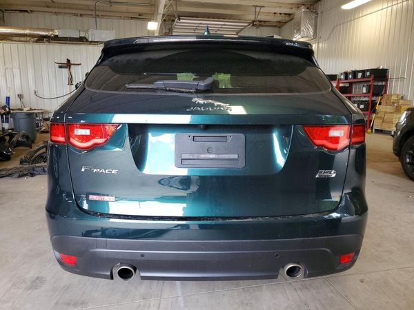 2017 JAGUAR F-PACE