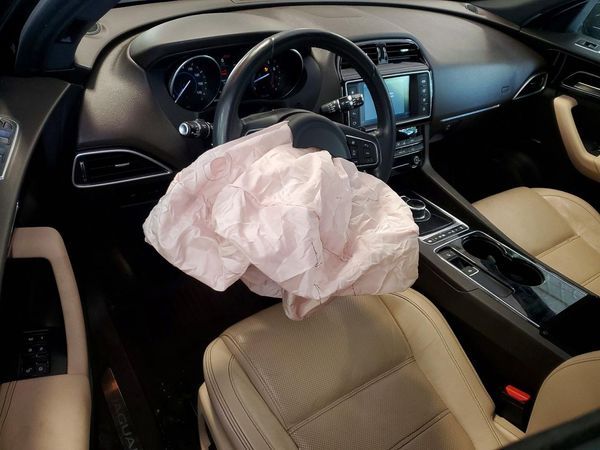 2017 JAGUAR F-PACE