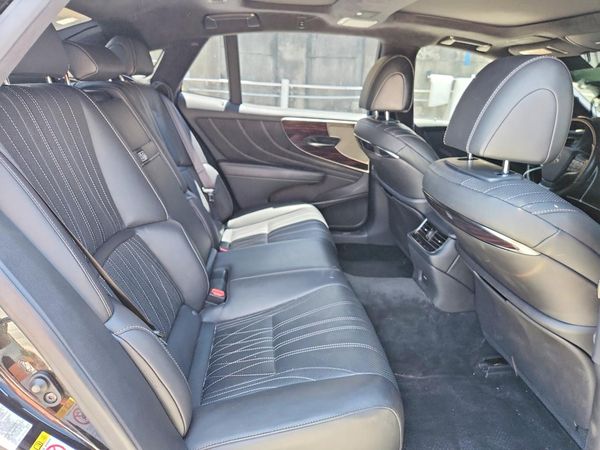 2018 LEXUS LS 500
