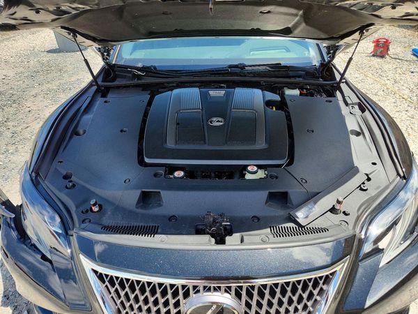 2018 LEXUS LS 500