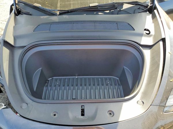 2025 TESLA MODEL Y — Engine bay
