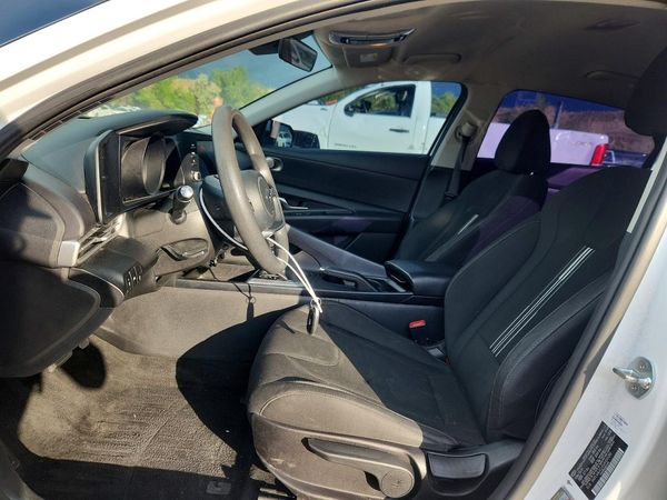 2021 HYUNDAI ELANTRA