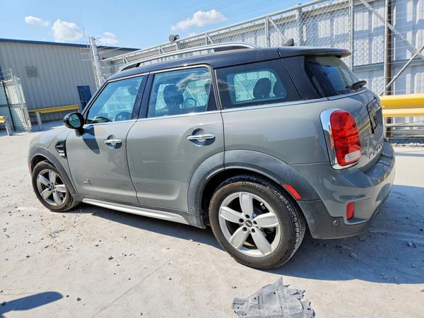 2017 MINI COOPER