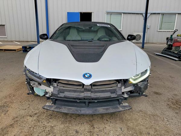 2019 BMW I8
