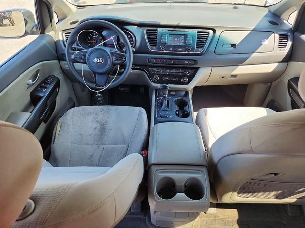 2016 KIA SEDONA LX - Middle-low