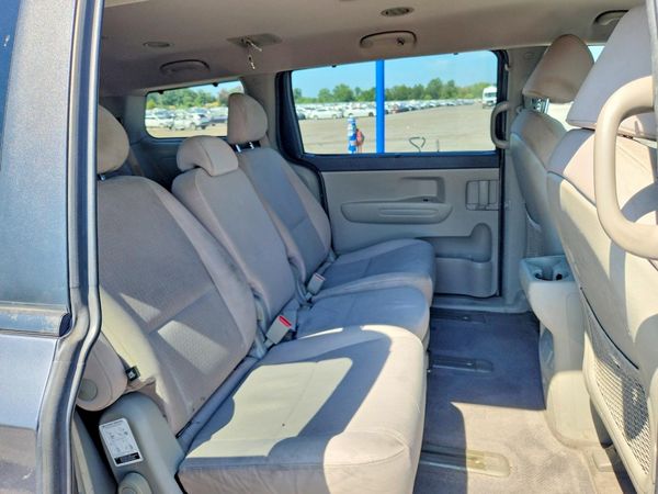 2016 KIA SEDONA LX - Middle-low