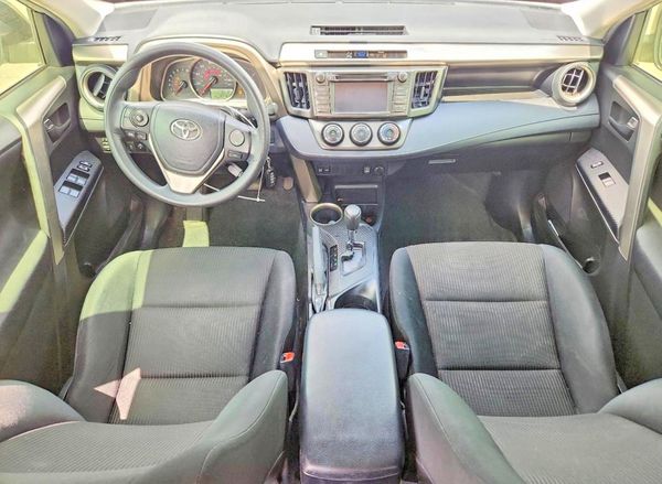 2015 TOYOTA RAV4