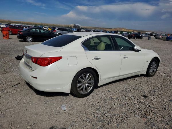 2017 INFINITI Q50