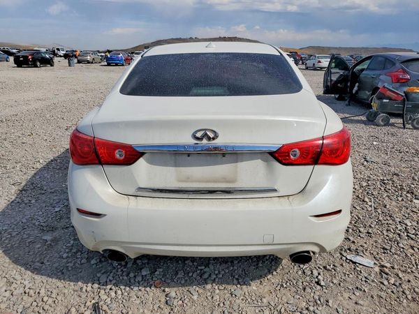 2017 INFINITI Q50