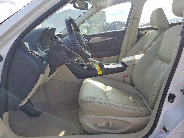 2017 INFINITI Q50