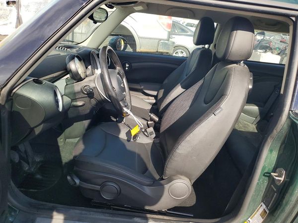 2012 MINI COOPER