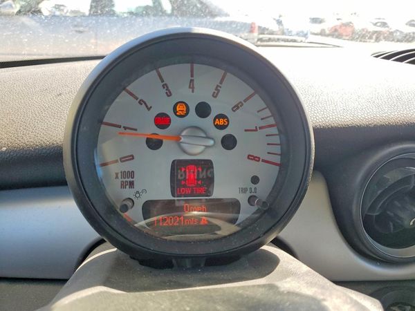 2012 MINI COOPER
