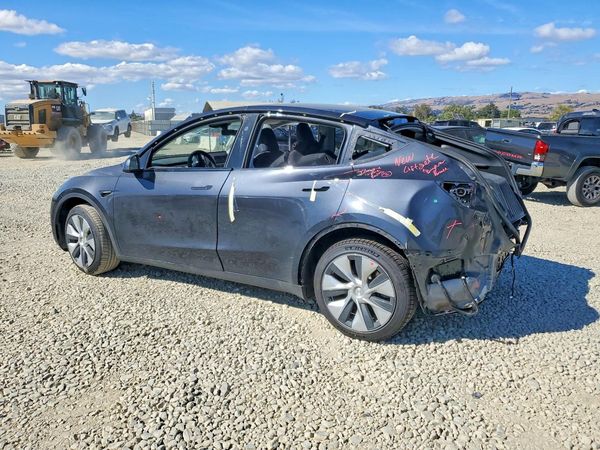 2024 TESLA MODEL Y