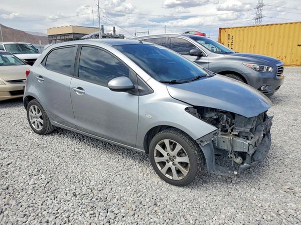 2013 MAZDA MAZDA2 Touring/GS