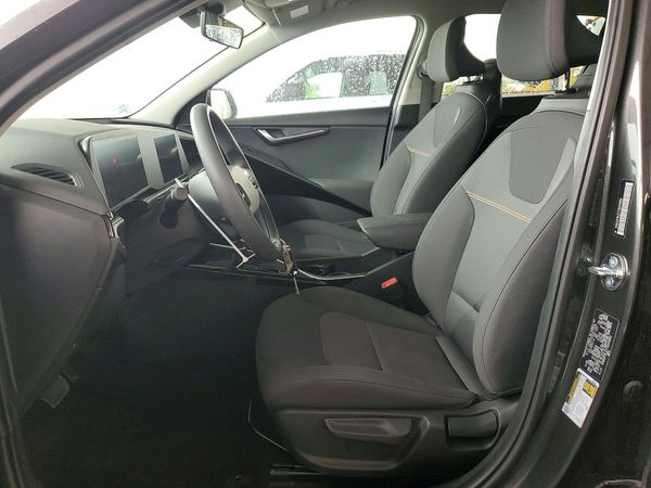 2026 KIA NIRO LX