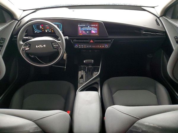 2026 KIA NIRO LX