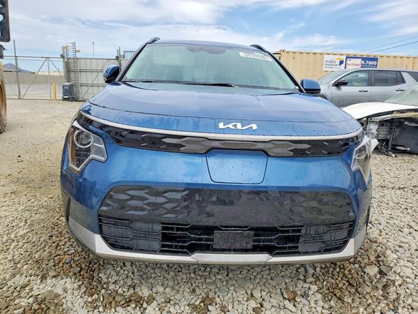 2023 KIA NIRO Wind
