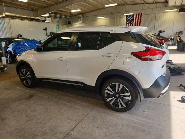 2019 NISSAN KICKS