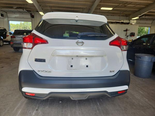 2019 NISSAN KICKS